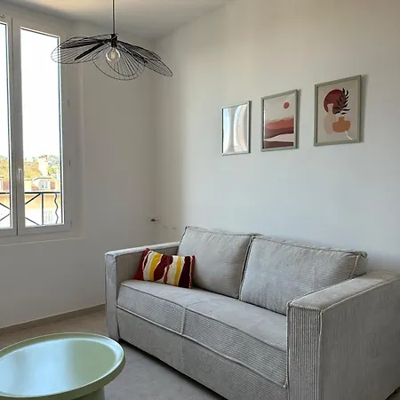 Cocon - Entièrement Rénové - 4 Couchages - 600m De La Gare De * Cannes
