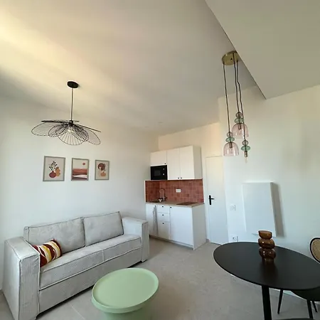 Cocon - Entierement Renove - 4 Couchages - 600m De La Gare De *