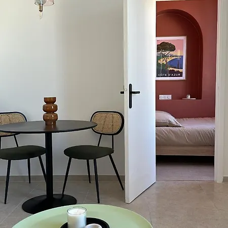 Apartment Cocon - Entierement Renove - 4 Couchages - 600m De La Gare De *