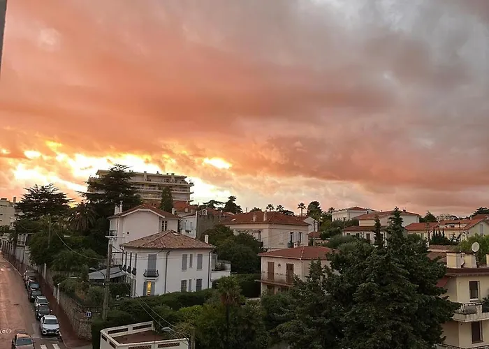 Cocon - Entierement Renove - 4 Couchages - 600m De La Gare De Cannes